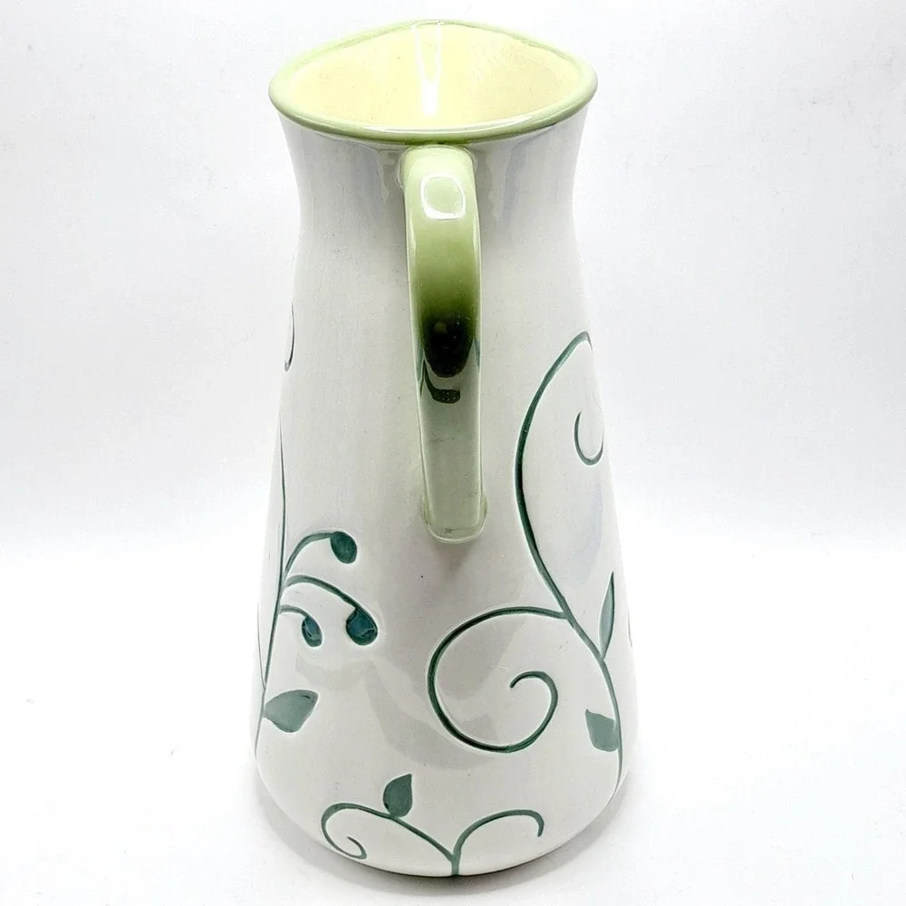 Demdaco this ceramic